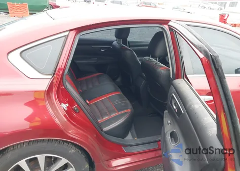 2016 Nissan Altima 2.5 Sv z USA, uszkodzony, nr VIN 1N4AL3AP0GC175257